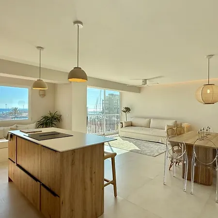 Centro Con Vistas Al Mar Y Parking Appartement