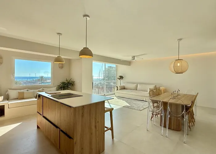 Centro Con Vistas Al Mar Y Parking Lejlighed